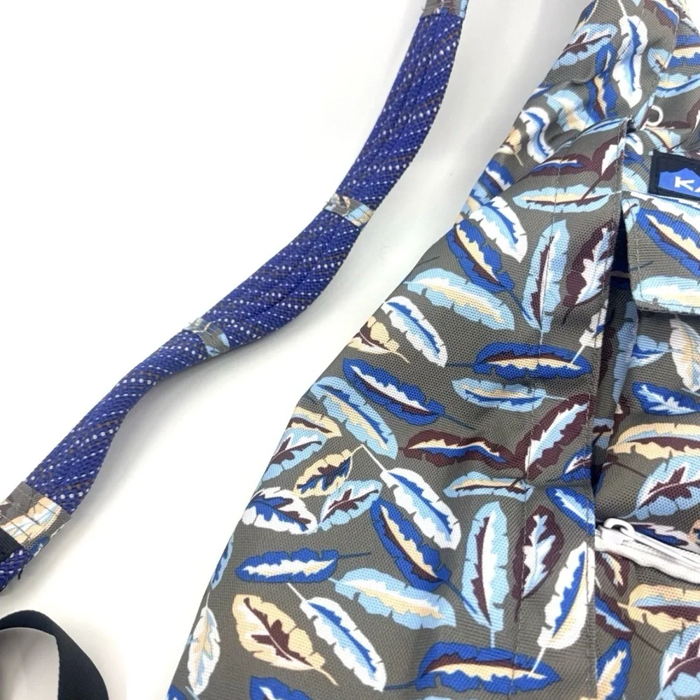 KAVU Gray & Blue Feathers Original Rope Sling Bag Crossbody Backpack EUC - Picture 4 of 8